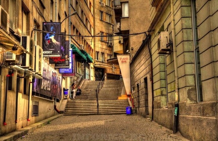 znakova-ulica-m-tarnovo-informobg_700x700_fit_478b24840a