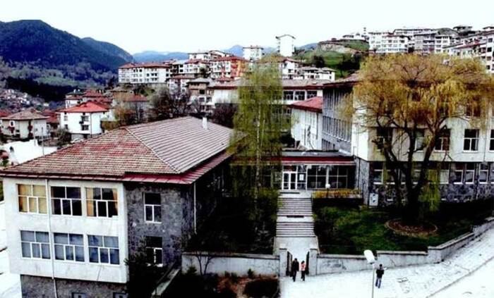 uchenik-ot-smolqn_700x700_fit_478b24840a
