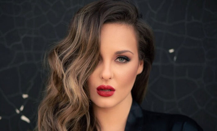 simona-zagorova_700x700_fit_478b24840a