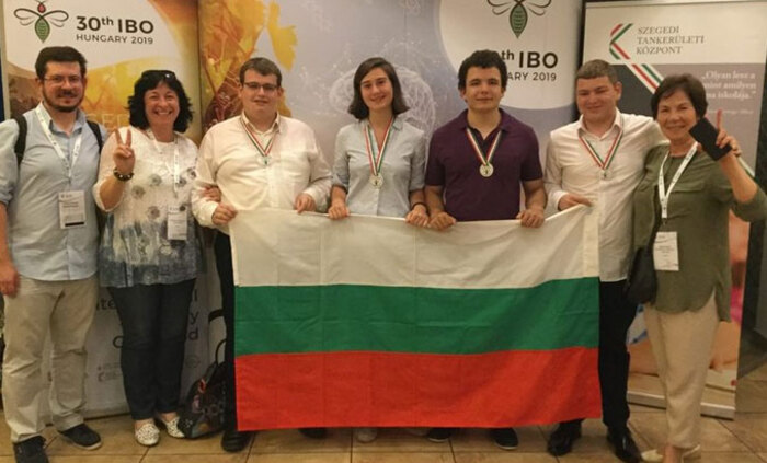 2sreburni-2bronzovi-v-dnevnik_700x700_fit_478b24840a