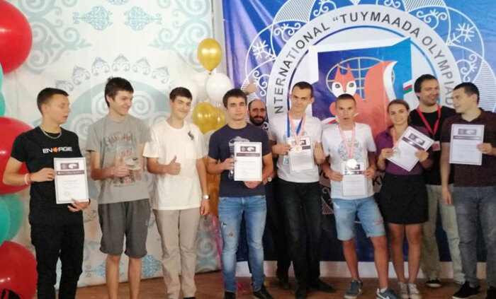 9-npmg-olimpijci-media-bricks_700x700_fit_478b24840a