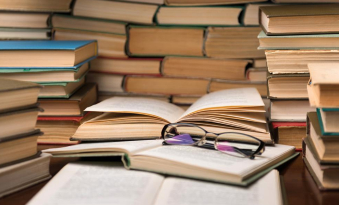 books-dariknews_700x700_fit_478b24840a