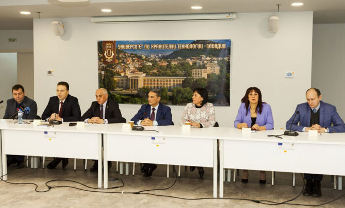 atanaska-teneva-mypr-bg_700x700_fit_478b24840a