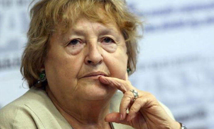 margarita-vaklinova-stolica_700x700_fit_478b24840a
