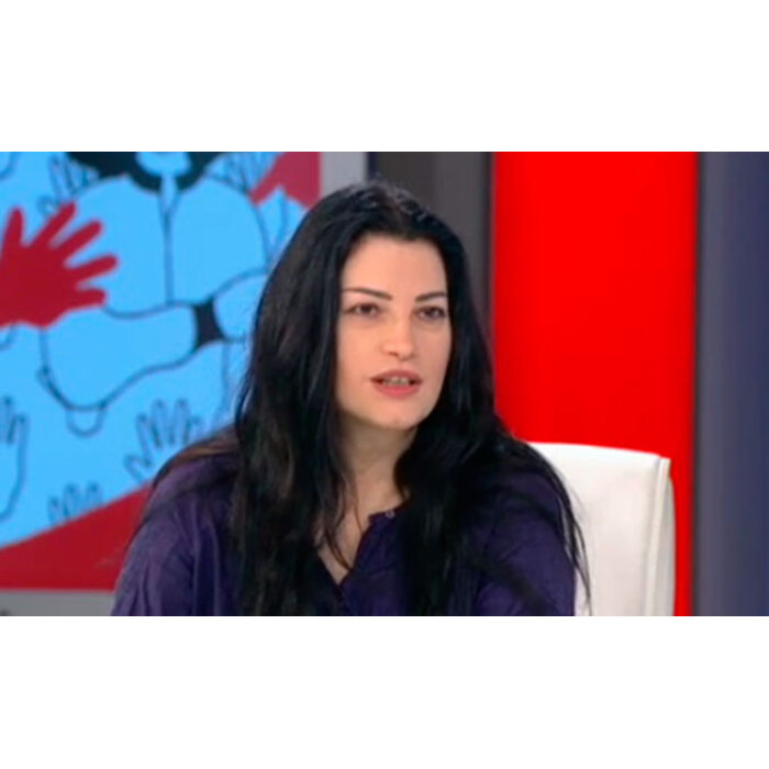 andronika-martonova-bnt_700x700_pad_478b24840a