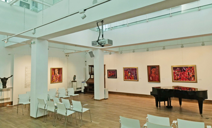 uni-art-galeriq-nbu_700x700_fit_478b24840a
