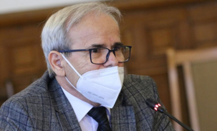 prof-iliq-giudjenov_700x700_fit_478b24840a