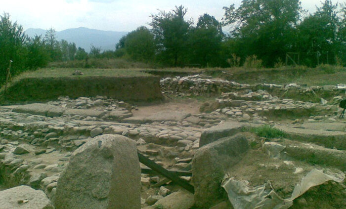 pastiros-antichen-grad-wikipedia_700x700_fit_478b24840a