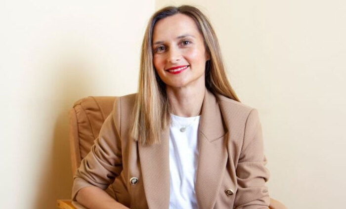 deqna-sotirova-sp-manager_700x700_fit_478b24840a