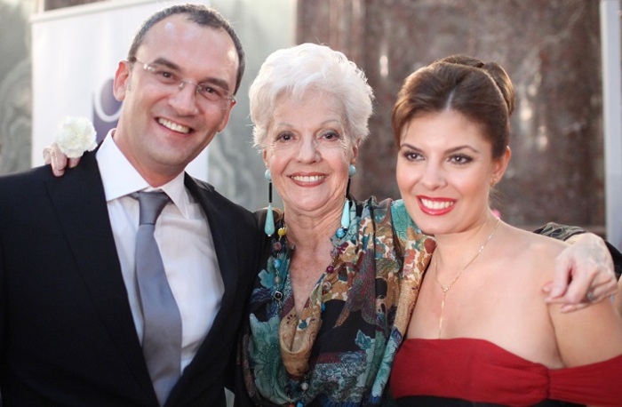 raina_700x700_fit_478b24840a