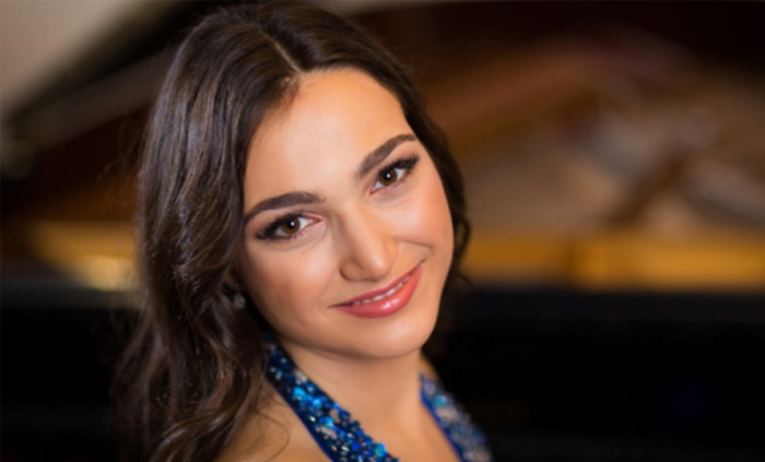 anjela-todorova-bnr_700x700_fit_478b24840a