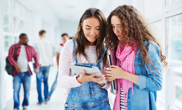 stipendii_700x700_fit_478b24840a