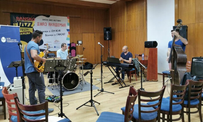 ot-bansko-jazz_700x700_fit_478b24840a