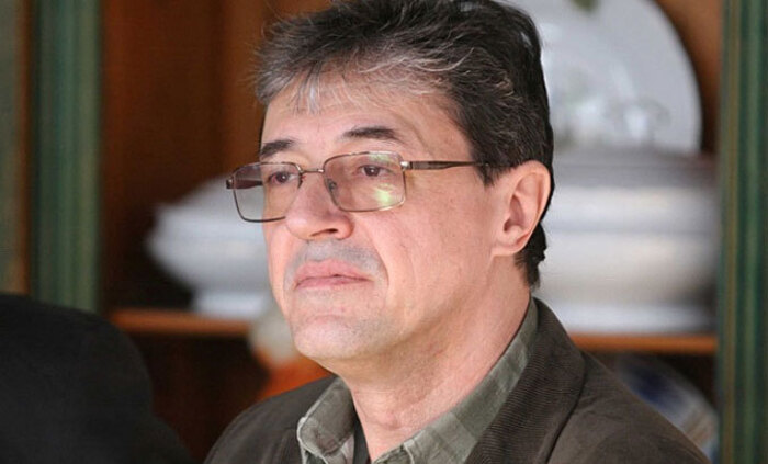 antonii-todorov-frog-news-678x410-crop-478b24840a_700x700_fit_478b24840a