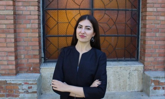 mirela-bineva-alumni-business-dir-bg_700x700_fit_478b24840a
