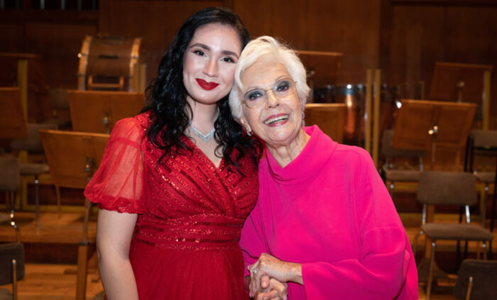 raina-1_700x700_fit_478b24840a