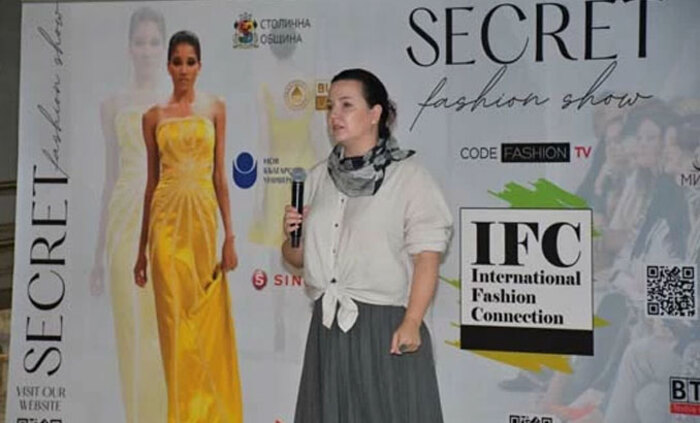 secret-fashion-show_700x700_fit_478b24840a