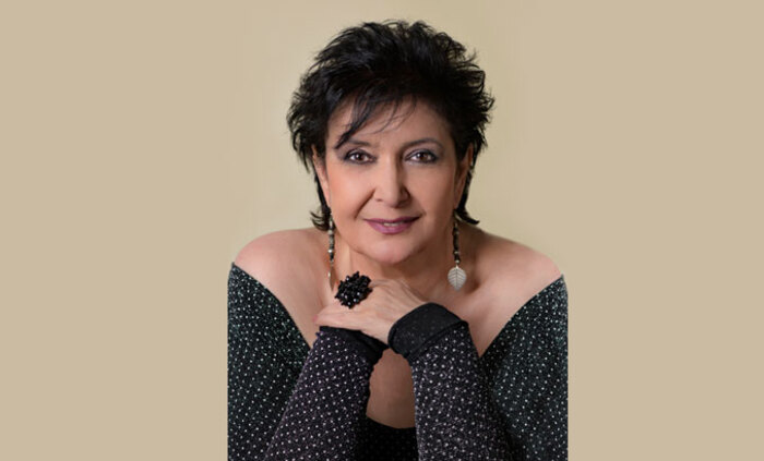 viki-almazidu-aris-papadopoulos_700x700_fit_478b24840a