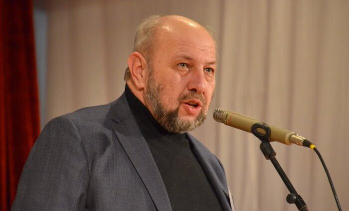 09-georgi-petkov-lichen-archive-678x410-crop-478b24840a_700x700_fit_478b24840a
