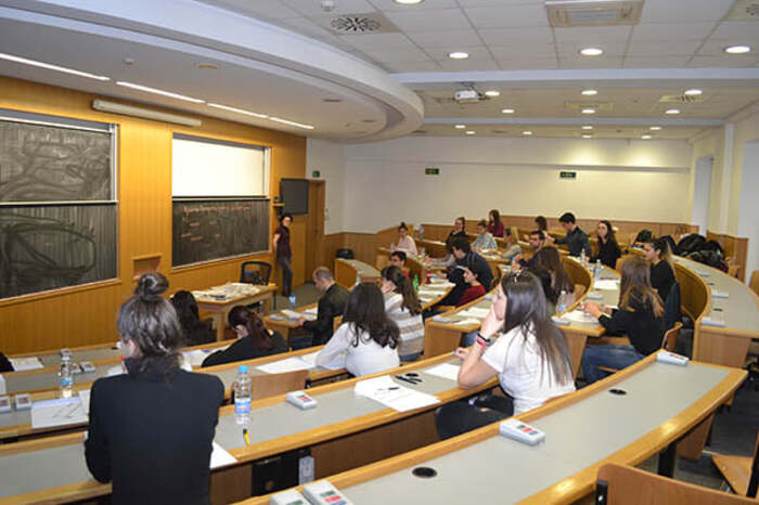 studenti_700x700_fit_478b24840a