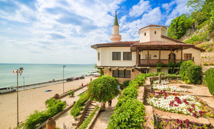 balchik-dvorec-dnews-bg_700x700_fit_478b24840a