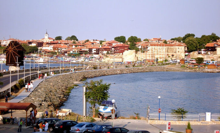 nessebar-wikimedia_700x700_fit_478b24840a