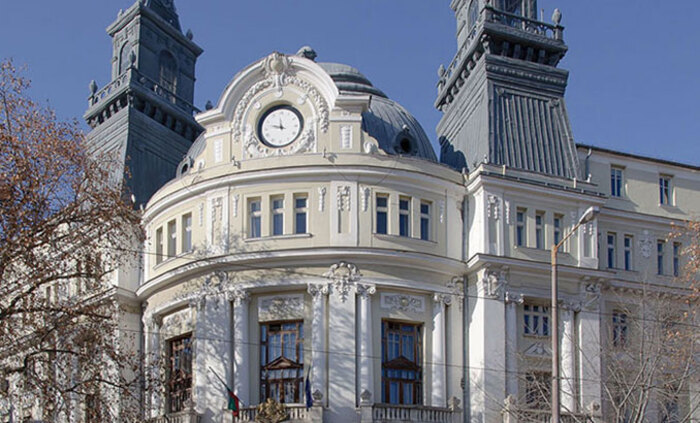 min-na-zemedelieto-wikipedia_700x700_fit_478b24840a