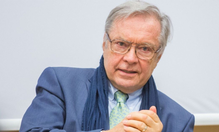 kshishtof-zanusi-v-trud_700x700_fit_478b24840a