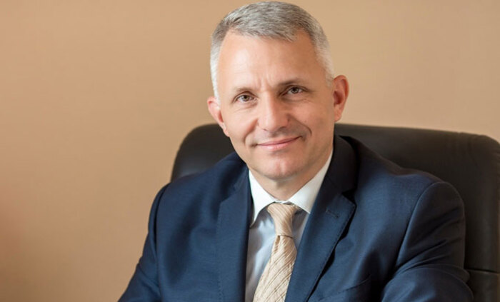 nikolai-hadjigenov-offnews_700x700_fit_478b24840a