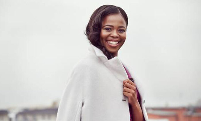 priti-yende-gregor-hohenberg_700x700_fit_478b24840a