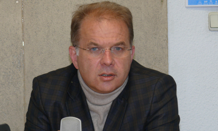 radomir-cholakov-darik-radio_700x700_fit_478b24840a