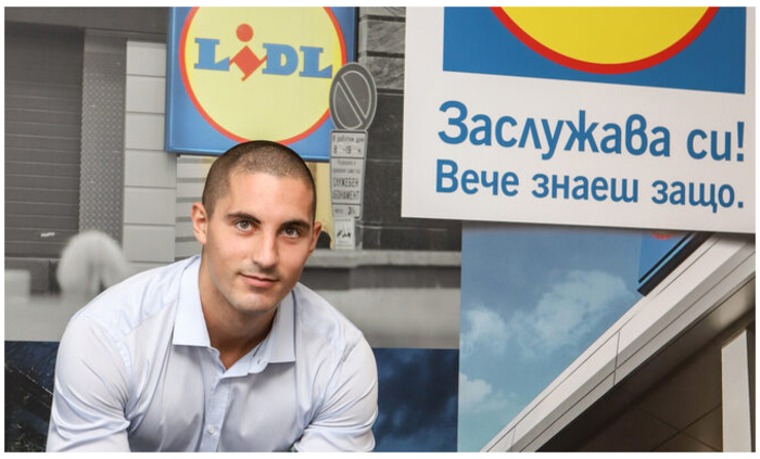strahil-stoqnov-karieri_700x700_fit_478b24840a