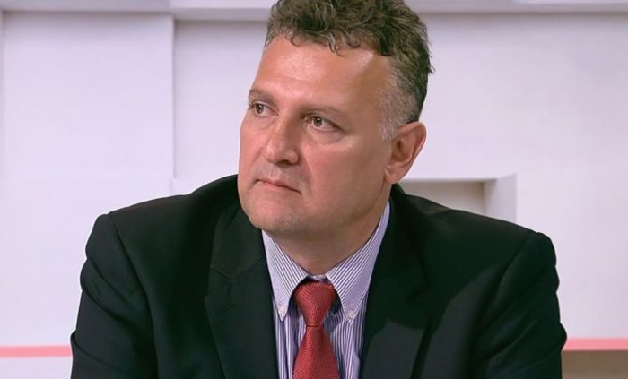 valentin-nikolov-alumni-v-trud_700x700_fit_478b24840a