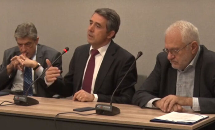 konf-izbori-cennosti-debati-bg_700x700_fit_478b24840a