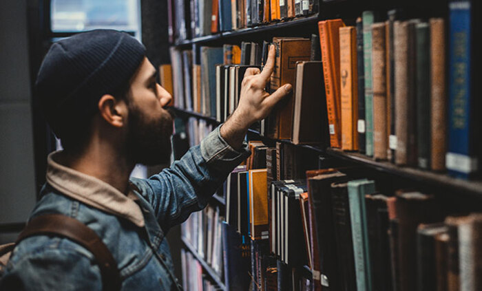 library-unsplash_700x700_fit_478b24840a