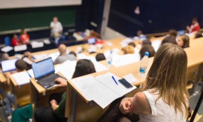 studenti-v-kapital_700x700_fit_478b24840a