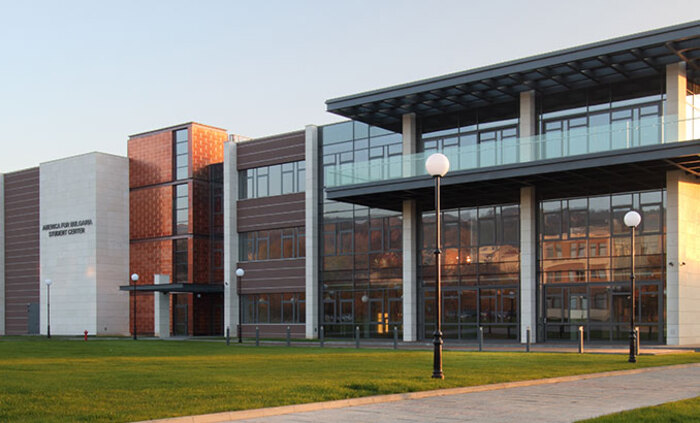 aubg-wikipedia_700x700_fit_478b24840a