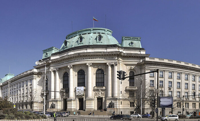 su-wikipedia_700x700_fit_478b24840a