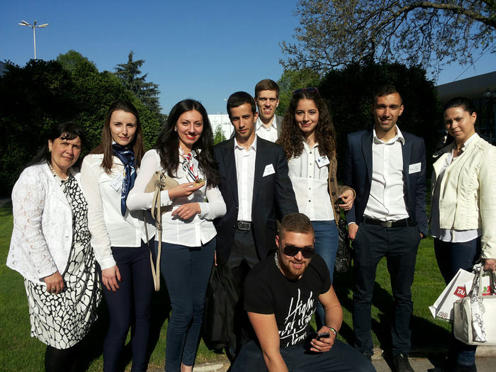 20150423-171321-resized-01_700x700_fit_478b24840a