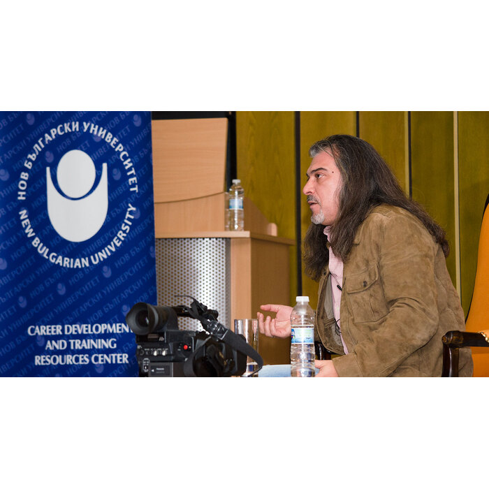 dsc-8318_700x700_pad_478b24840a