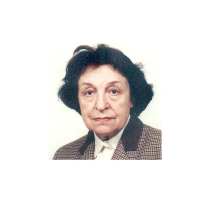 borina-piriova-1_700x700_pad_478b24840a