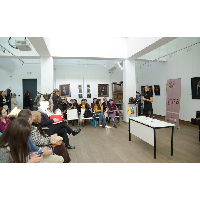 domakin-dd_700x700_pad_478b24840a