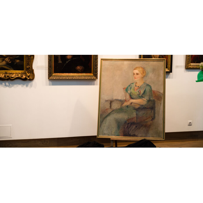 darenie-kartina-news2-nbu_700x700_pad_478b24840a