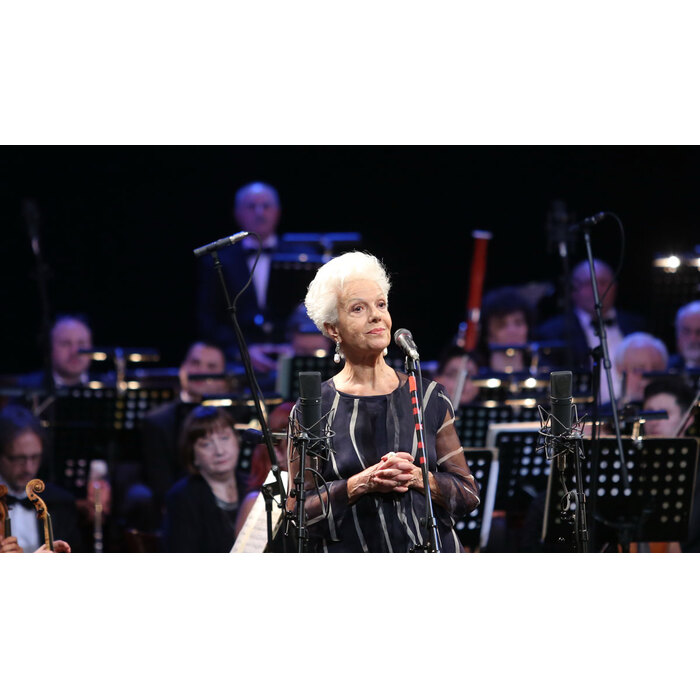 krum5386-1_700x700_pad_478b24840a