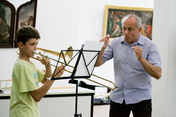 tromp23_700x700_fit_478b24840a