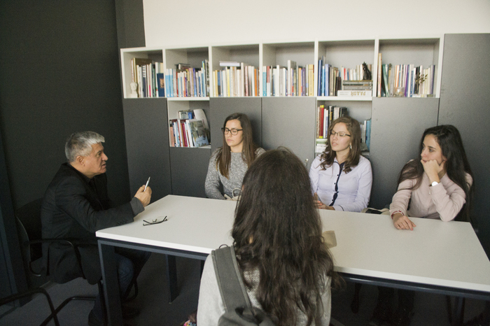 med2_700x700_fit_478b24840a