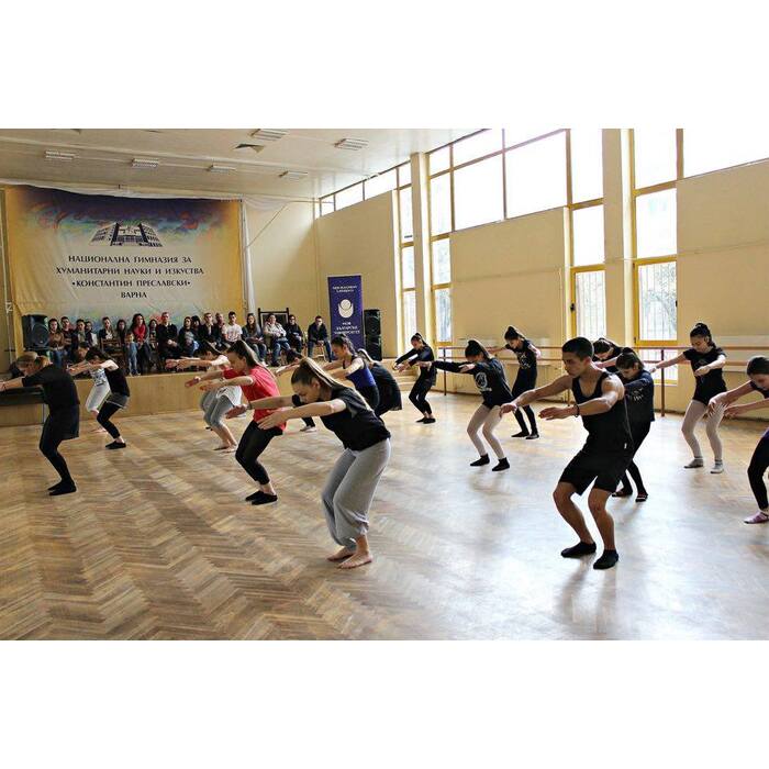 12957300-1207533635923795-831066615-n_700x700_pad_478b24840a