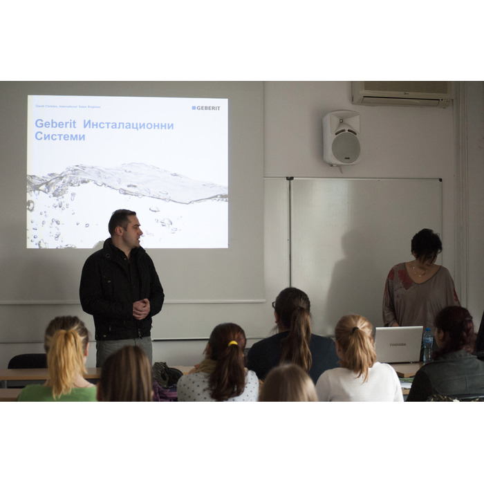 geberit1_700x700_pad_478b24840a