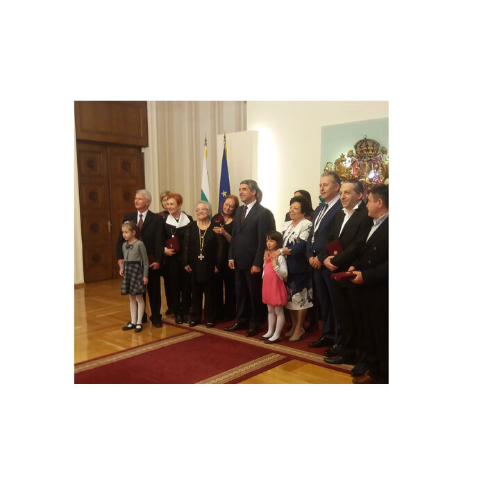 milena-mollova_700x700_pad_478b24840a