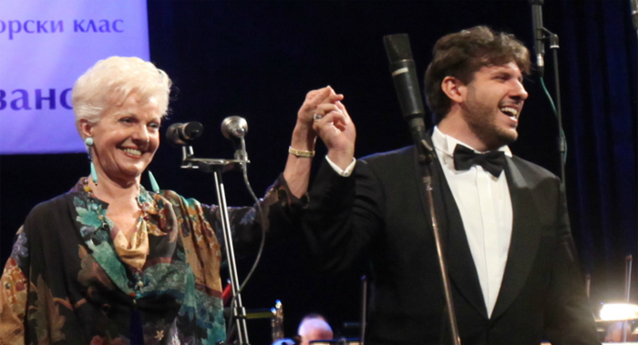 andrea-2_700x700_fit_478b24840a